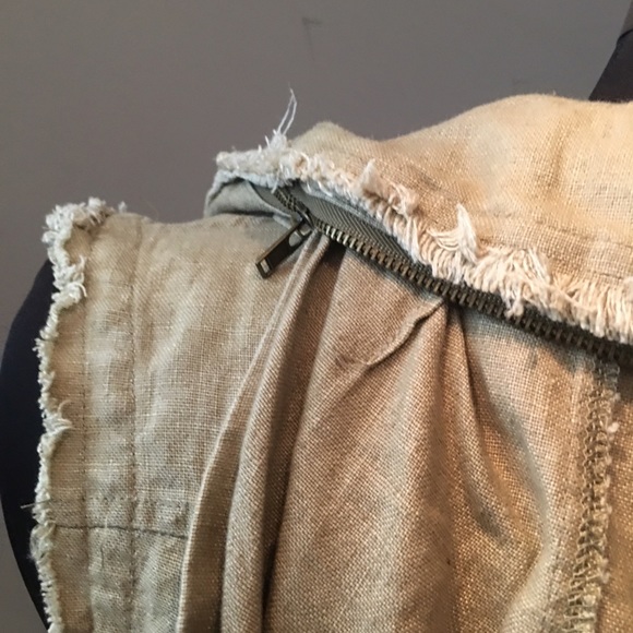 - Hooded jacket - Picture 3 of 4